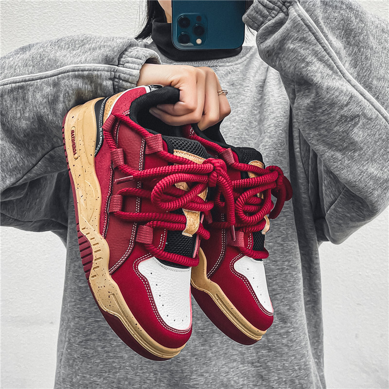 2025 New Niche Design Wine Red Board Trend Multifunctional Leisure Breathable Sports Shoes Thick Sole Height Increasing Bread Shoes Men's Board S