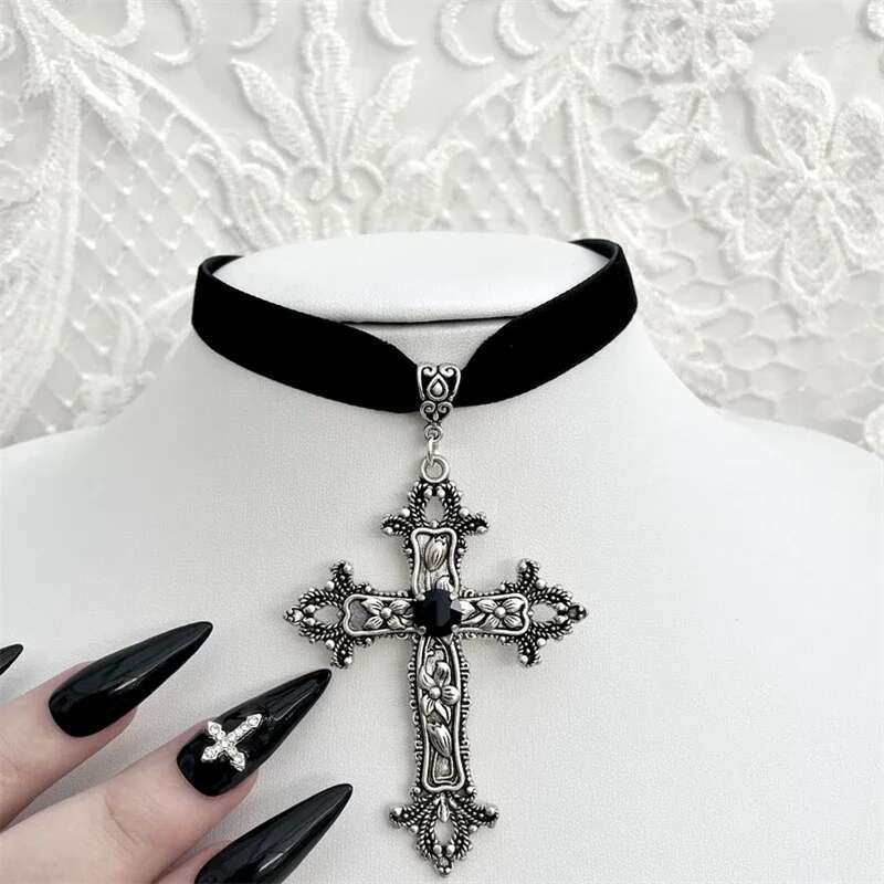 Goth Limited Black Veet Cross Bead Choker Necklace Jewelry Gorgeous Women Punk Gift Statement New Gothic Halloween Grunge