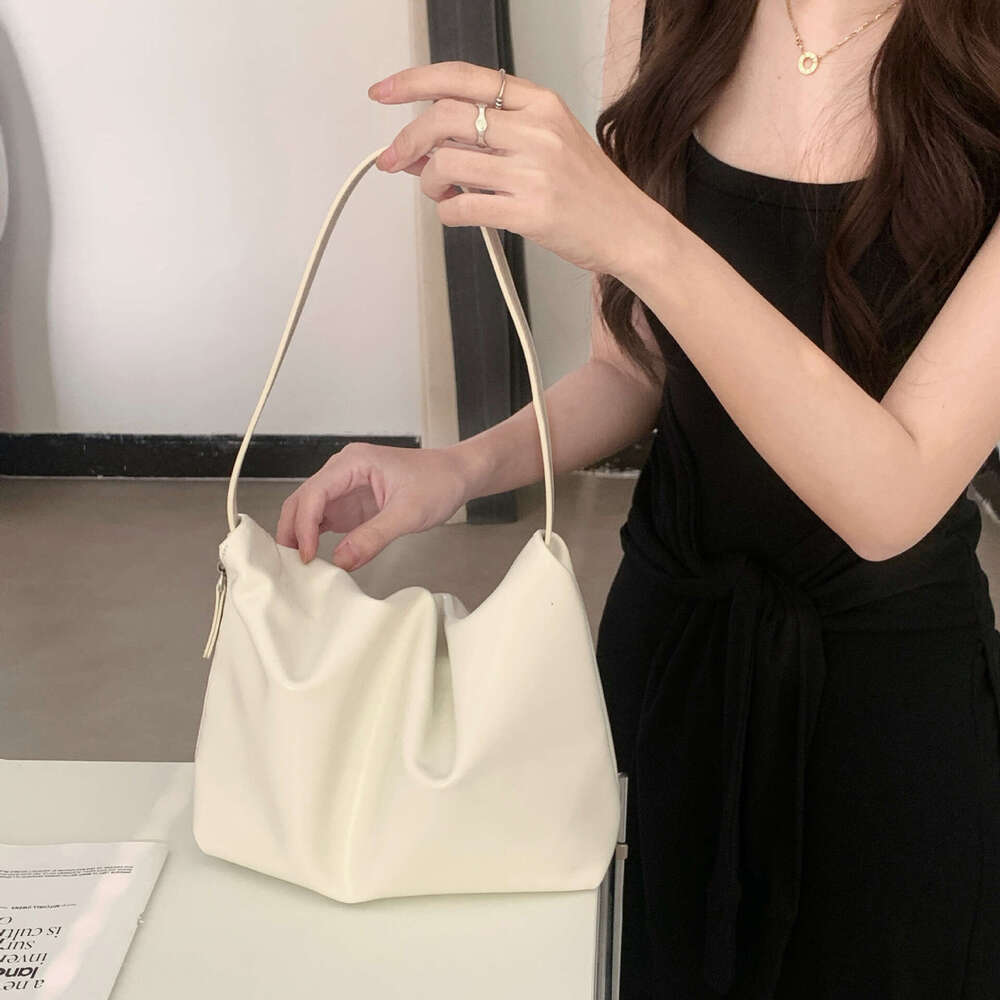 Texture Niche Pleated Cowhide Shoulder Tote 2025 New Crossbody Versatile Minimalist Style Leather Women's Bag