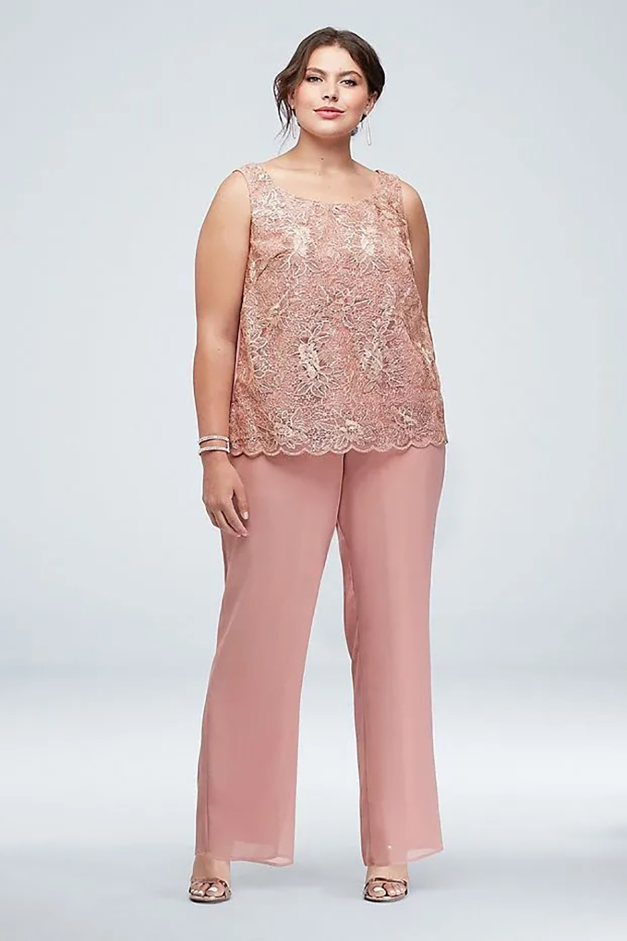 Modest Lace Mother Of The Bride Pant Suits With Long Sleeves Jacket Bateau Neck Wedding Guest Dress Plus Size Chiffon Mothers Groom Dresses