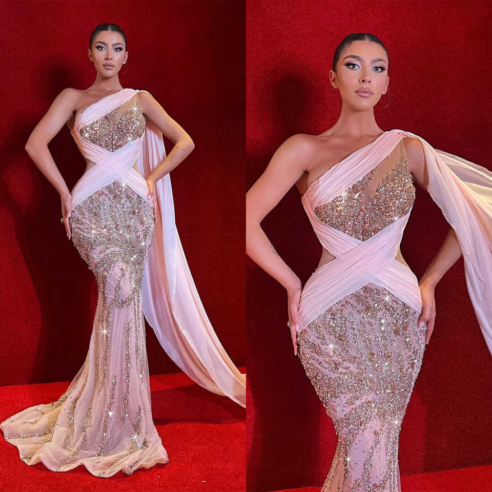 Fashion Mermaid Evening Dresses For Women One Shoulder Sleeveless Gown Sequins Crystal Sweep Train Party Customized Dress