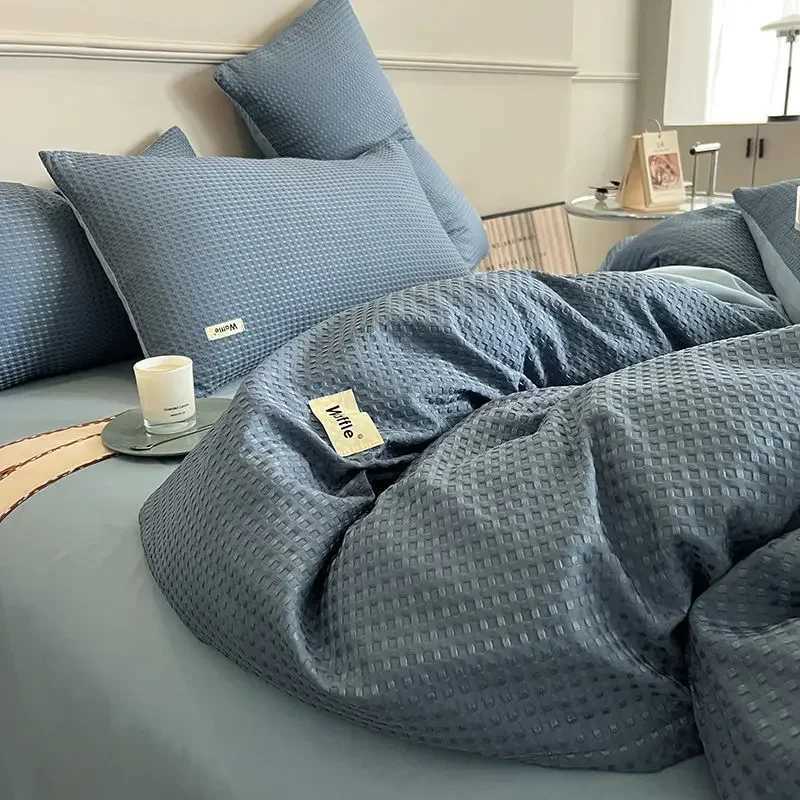 Bedding Set Luxury High Grade Light Washable Cotton Waffle Four Piece Olive Green Quilt Cover Bed Sheet Dormitory Three PieceT250304
