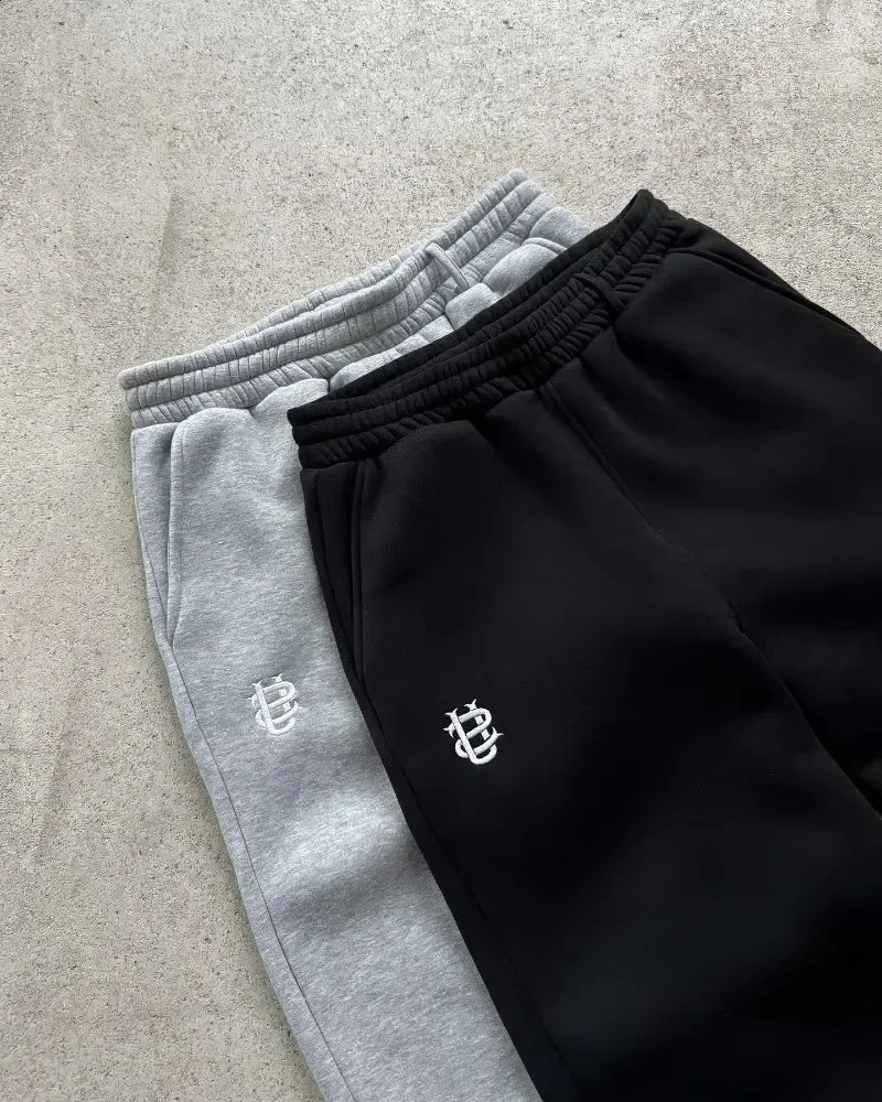 Vintage Basic Sweatpants Y2K Pants Men Women Harajuku Gothic Letter Embroidery Baggy Casual Wide Leg Trousers 250305w