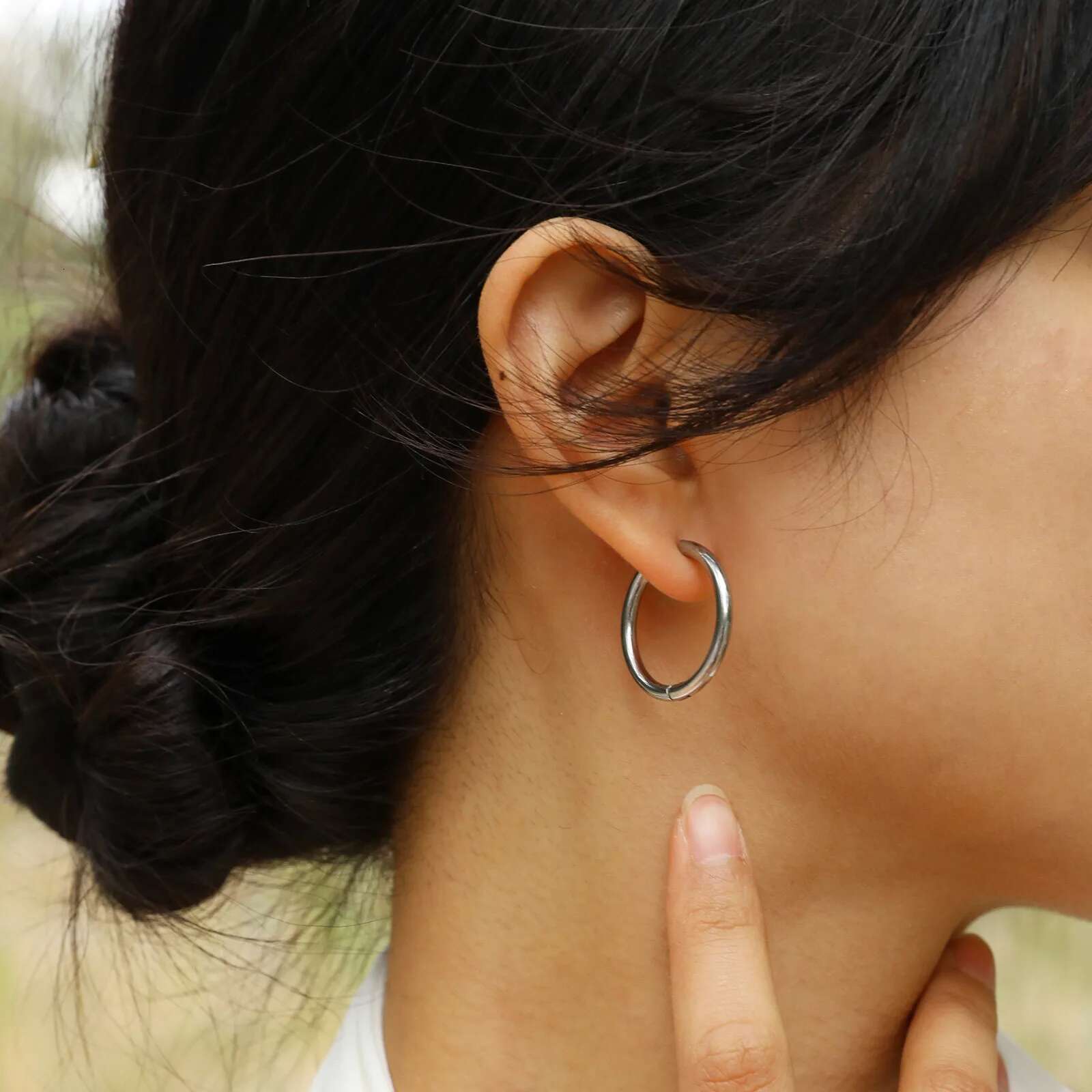 Vnox 11/20/25/30mm Hoop Earrings for Women Girls, Simple Minimalist Stainless Steel Hies, Anti Allergy Hoops