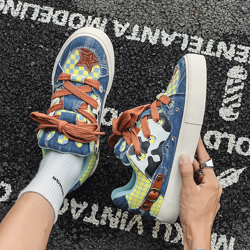 2025 new bread shoes, men's versatile, niche couple style, canvas skateboard shoes, sports men's shoes, one piece dropshipping