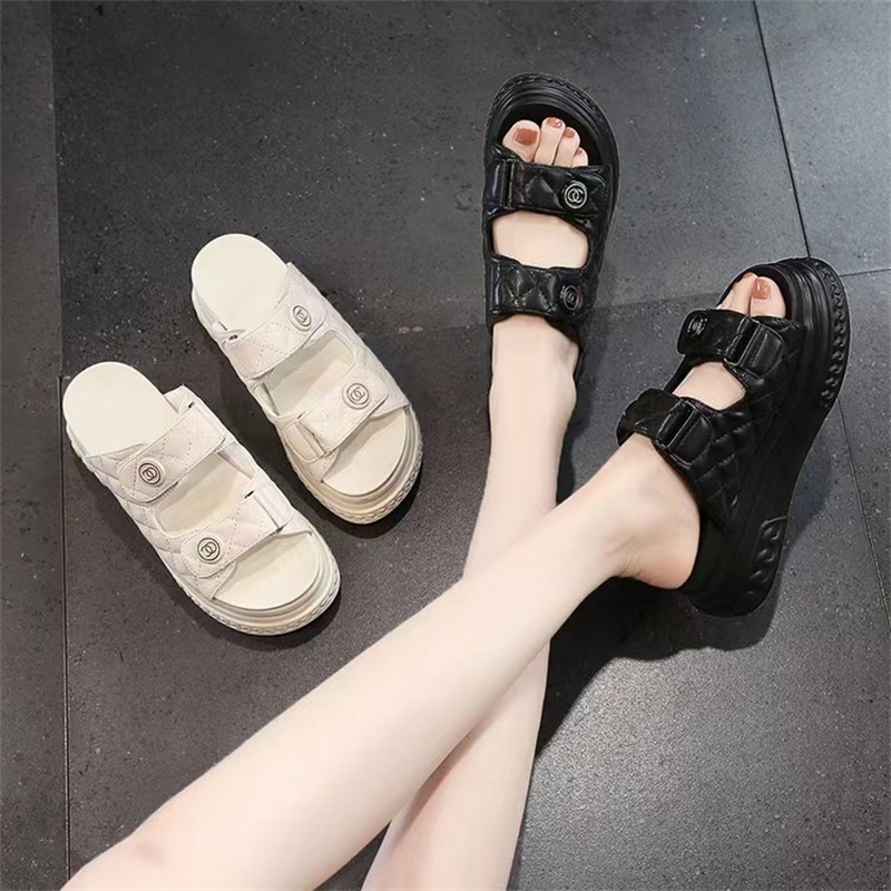 free shipping designer Slippers for woman 2025 new summer outdoor casual Low sandal