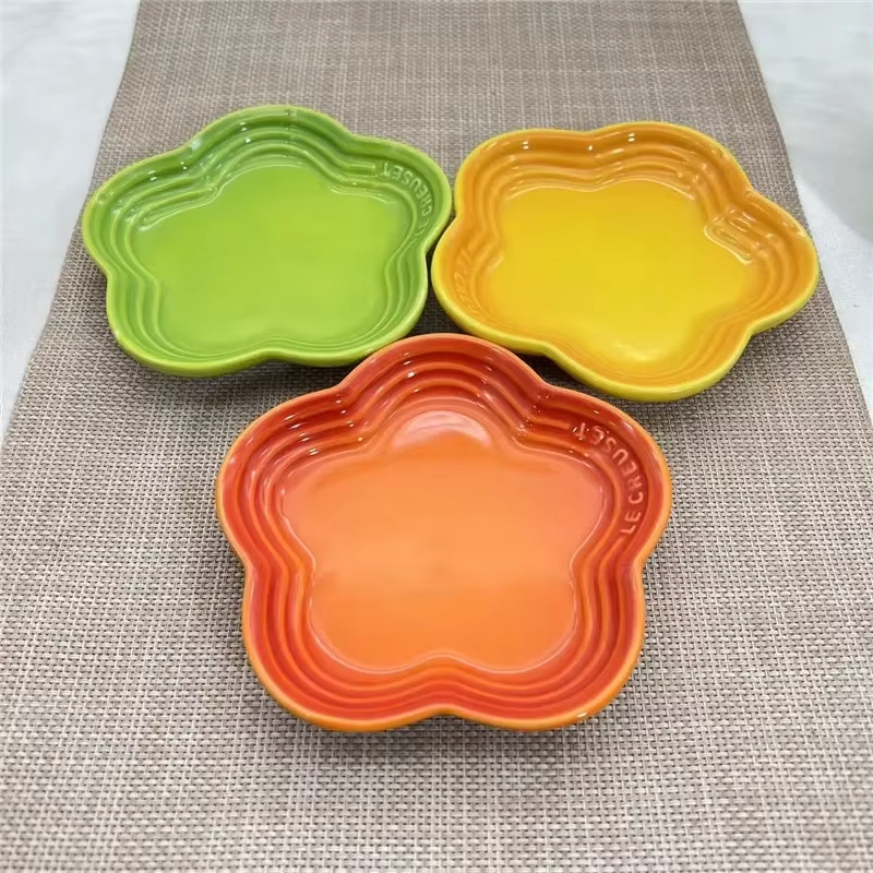 Plum Blossom Small Plate 14cm Sauce Plates French Cool Color Cake Dish Gradual Spit Bone Dishs Tableware Ceramic Dessert