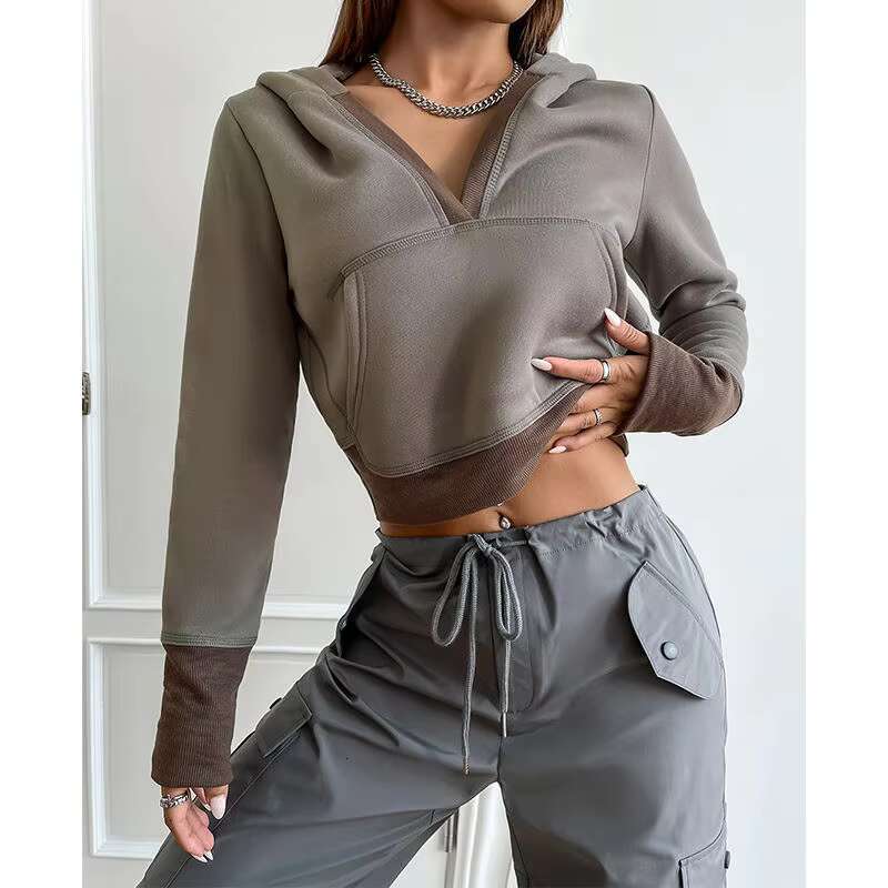 Custom Streetwear Plain Cropped Two Tone Pocket Crop Hoodie For Women's Sweatshirt