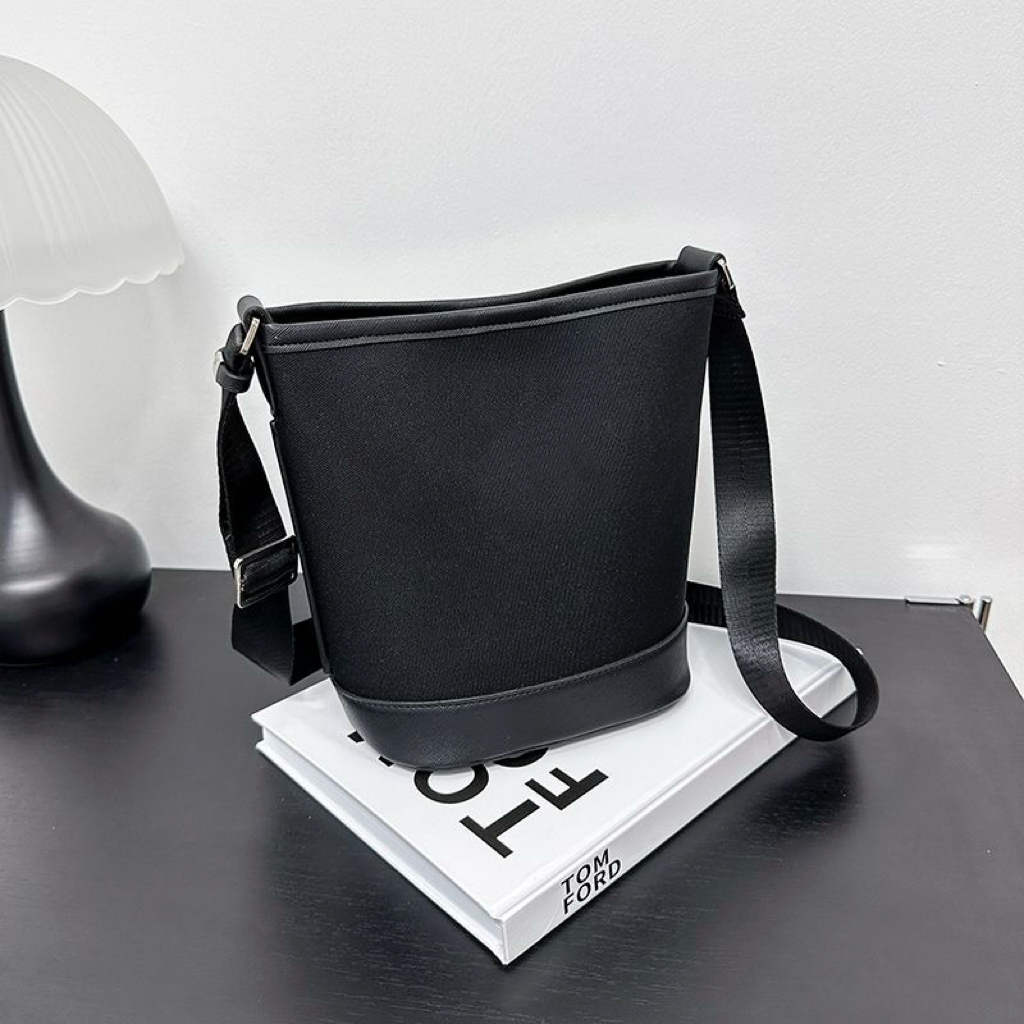 Bucket bag Designer Bag Luxury pure Cowhide style crossbody bag fashionable Mini Handbag Women Crossbody Black and Yellow Shoulder Bag 2024 High-quali