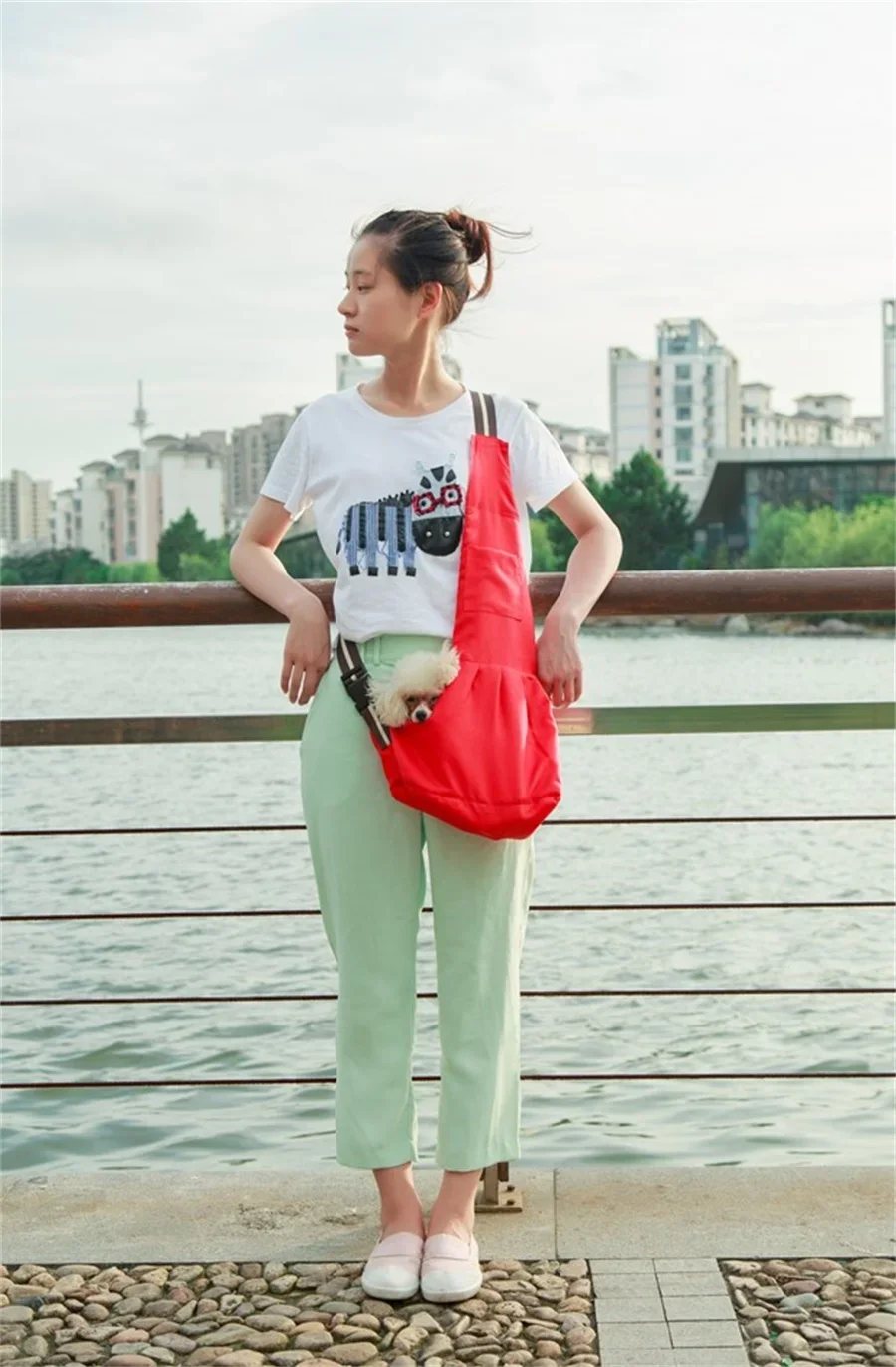 Pet Dog Red Sling Carrier Canvas Bag Dogs Carrier Bag Pet Carriers Outdoor Storage Supplies Soft Travel Bag drop shipping