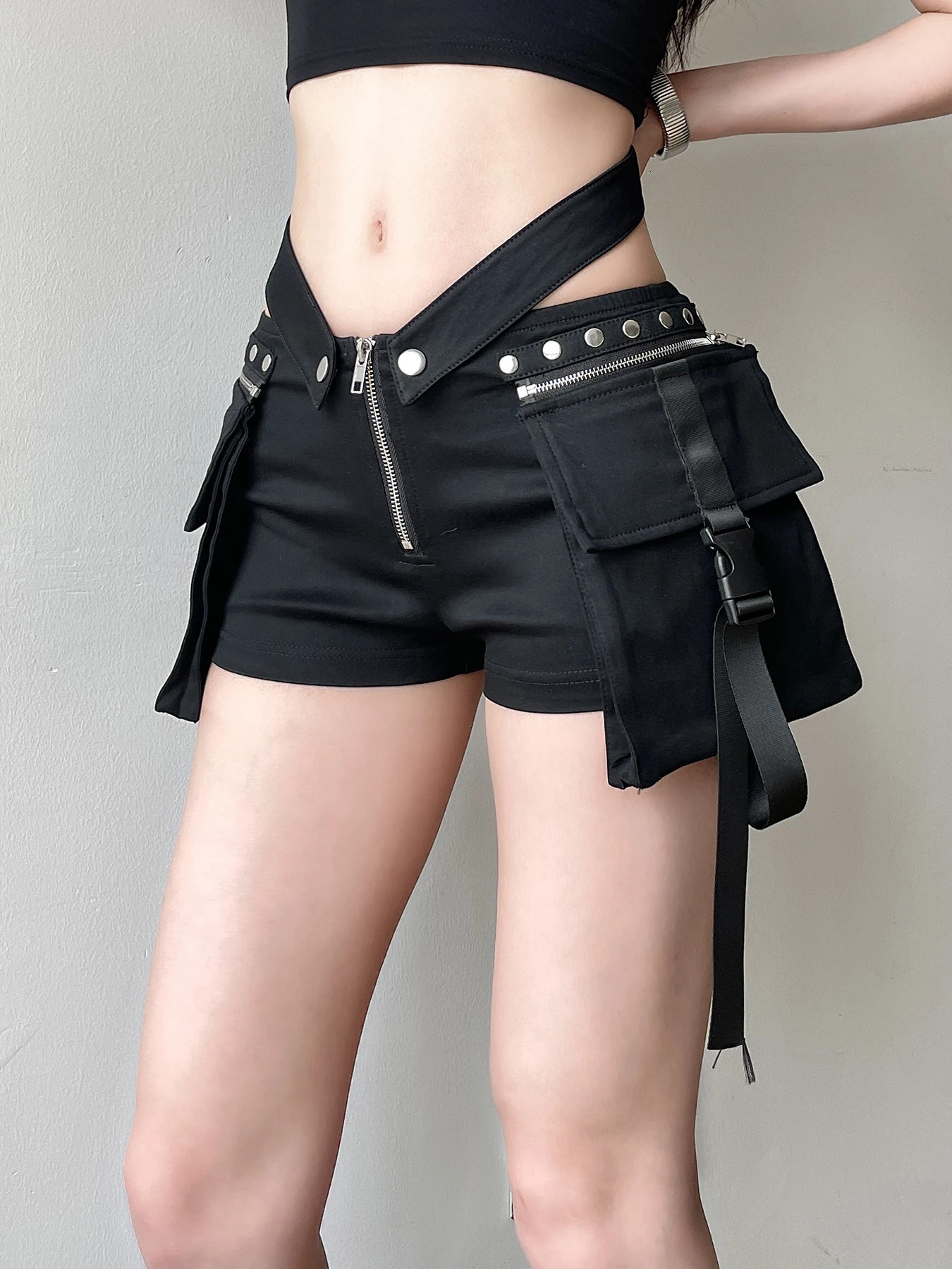 Rockmore Gothic Black aist Pocket Shorts Coquette Dark Style Low waist Y2K Aesthetic Mini Clothing 250304