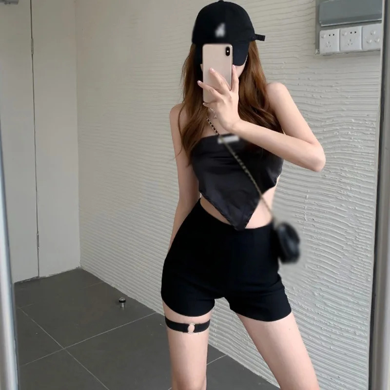 Womens Shorts Dark Gothic Sexy Streetwear Style Skinny n Metal Chain Leg Loops Casual Female Short Pants 250304