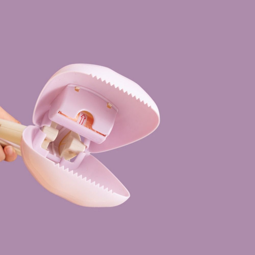 Portable Pet Shit Bag Clip Automatic Eco Friendly Dog Waste Bag Dispenser Creative Dog Poop Bag Holder Storage Container