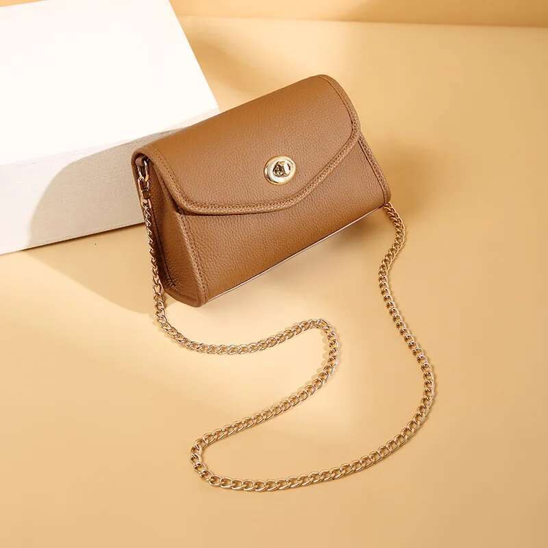 Women's Chain Simple Commuter Crossbody Fashion Small Square Leather Shoulder Bag