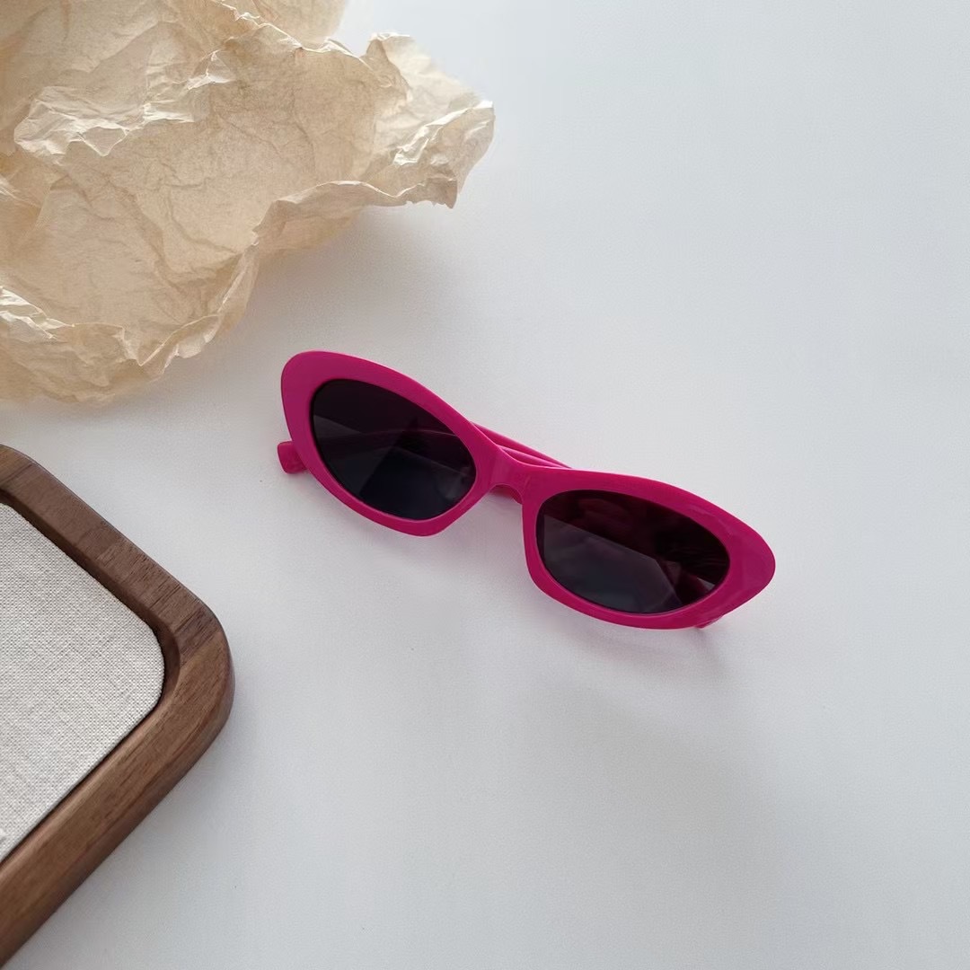 Children letter sunglasses Fashion girls colorful frame sunglass goggles kids UV 400 Protective eyewear boys beach holiday sunblock S3188 Z260305