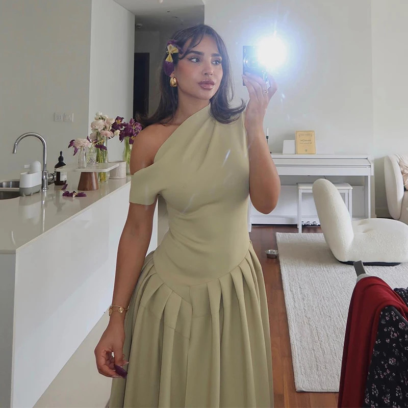 Oneshoulder Pleated Maxi Dres Short Sleeve Irregular Off Shoulder High Waist Dresses Solid Holiday Lady 250304