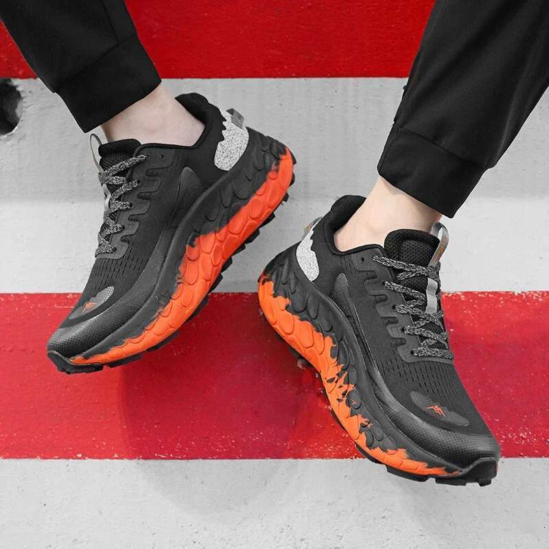 Professional Men Cross-country Hiking Non-slip Unisex Mountain Climbing Sneakers Good Quality Women Hiker Shoes