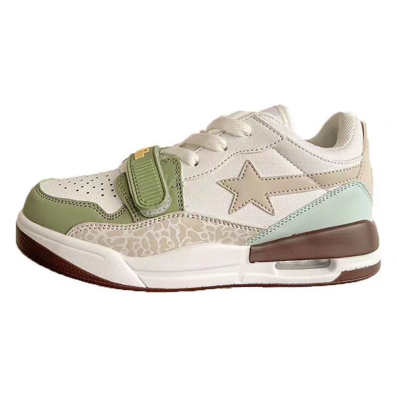 2025 New China-Chic Color Contrast Star Air Cushion Sneakers for Male Students Versatile Trend Light Basketball Running Shoes for Female Students