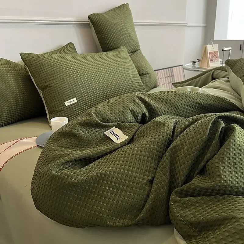 Bedding Set Luxury High Grade Light Washable Cotton Waffle Four Piece Olive Green Quilt Cover Bed Sheet Dormitory Three PieceT250304