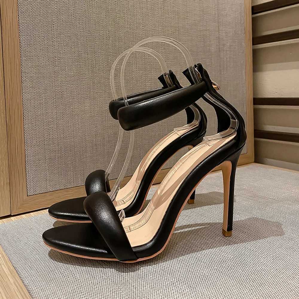 Womens Sandals 2022 Ccise Style e-sample Sandals Womens Sexy Stiletto Heels Heel Zipper Cover Sandals Summer Sandals GoldXJ2500305