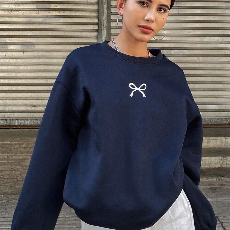 Casual Womens Sweatshirts Kawaii Bow Graphic Prints Pullover Comfortable Warm Oversize Hoodie Autumn Fleece Soft Female Clothes 250304