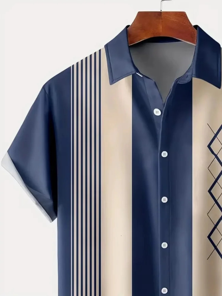 2024 Mens Short Sleeve Shirt Striped Printed Hawaii Simple Button T Tops Fashion Casual Large Size Lapel Y2k Top 250227