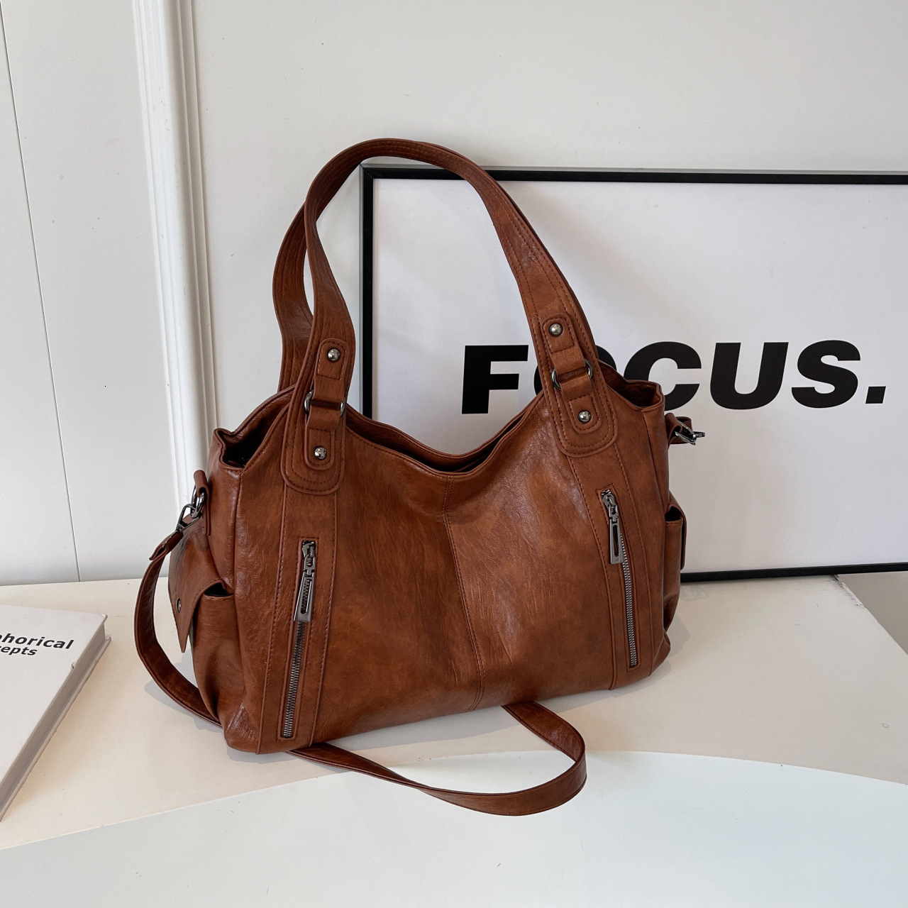Tote Large Capacity, Commuting Luxury, One Shoulder Crossbody Bag, Women's Versatile Armpit Handbag