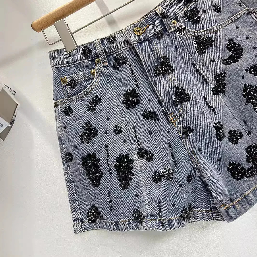 Miu Motorcycle Womens Embroidered Denim Shorts HighWaisted Versatile n Sensibility Unique Casual Pants Summer 250304