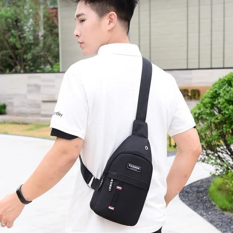 2023 Chest Bag Messenger Pack Men Simple Nylon Fashion Waterproof One Shoulder Crossbody 250227