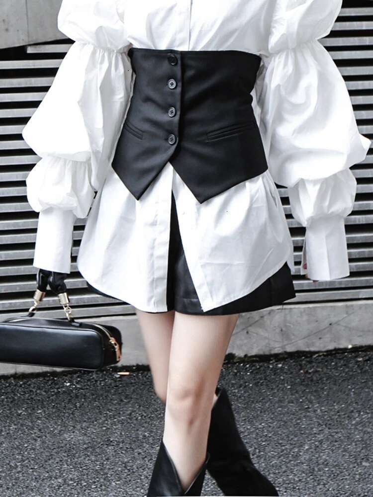 Women Black Button Split Joint Asymmetrical Loose Fit Vest New Sleeveless Fashion Tide Spring Autumn
