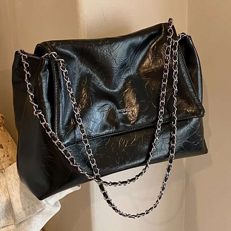 Large Capacity Shoulder For Women , New Women's Fashionable Commuting Tote Bag, College Student Class Bag