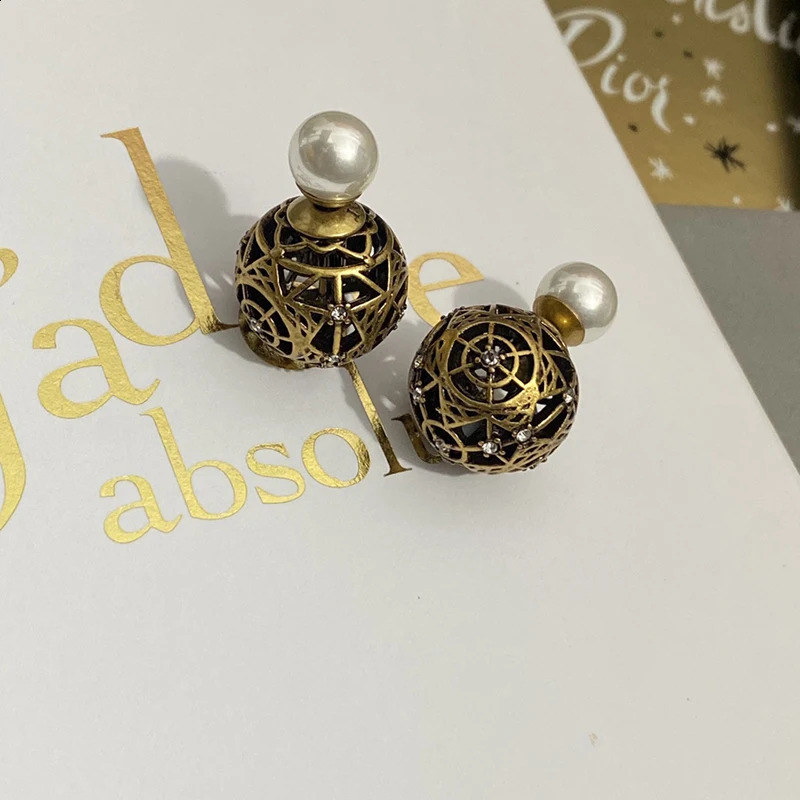 European and American High-end Light Double-sided Hollow Ball Stud Earrings Women Retro Fashion Ear Jewelry 250305