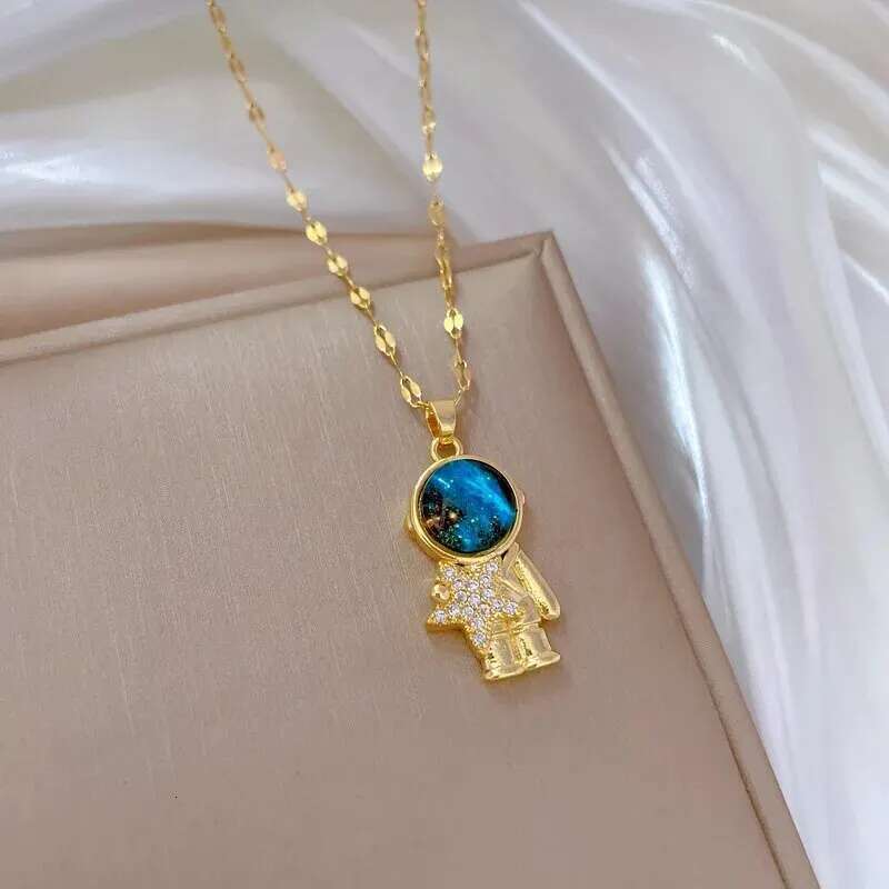 Light Titanium Steel Star Series Necklace for Women Gold Color Planet Moon Astronaut Pendant Necklaces Jewelry Gifts