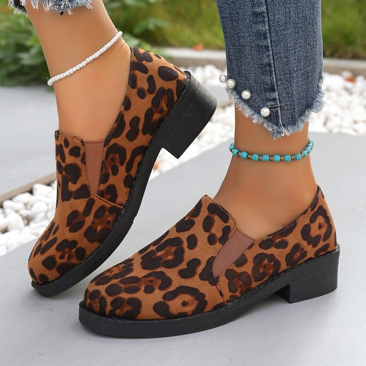 Large leopard print square heel pointed fashion single shoe 2025 spring new style for women's outerwear ddmykukumalu