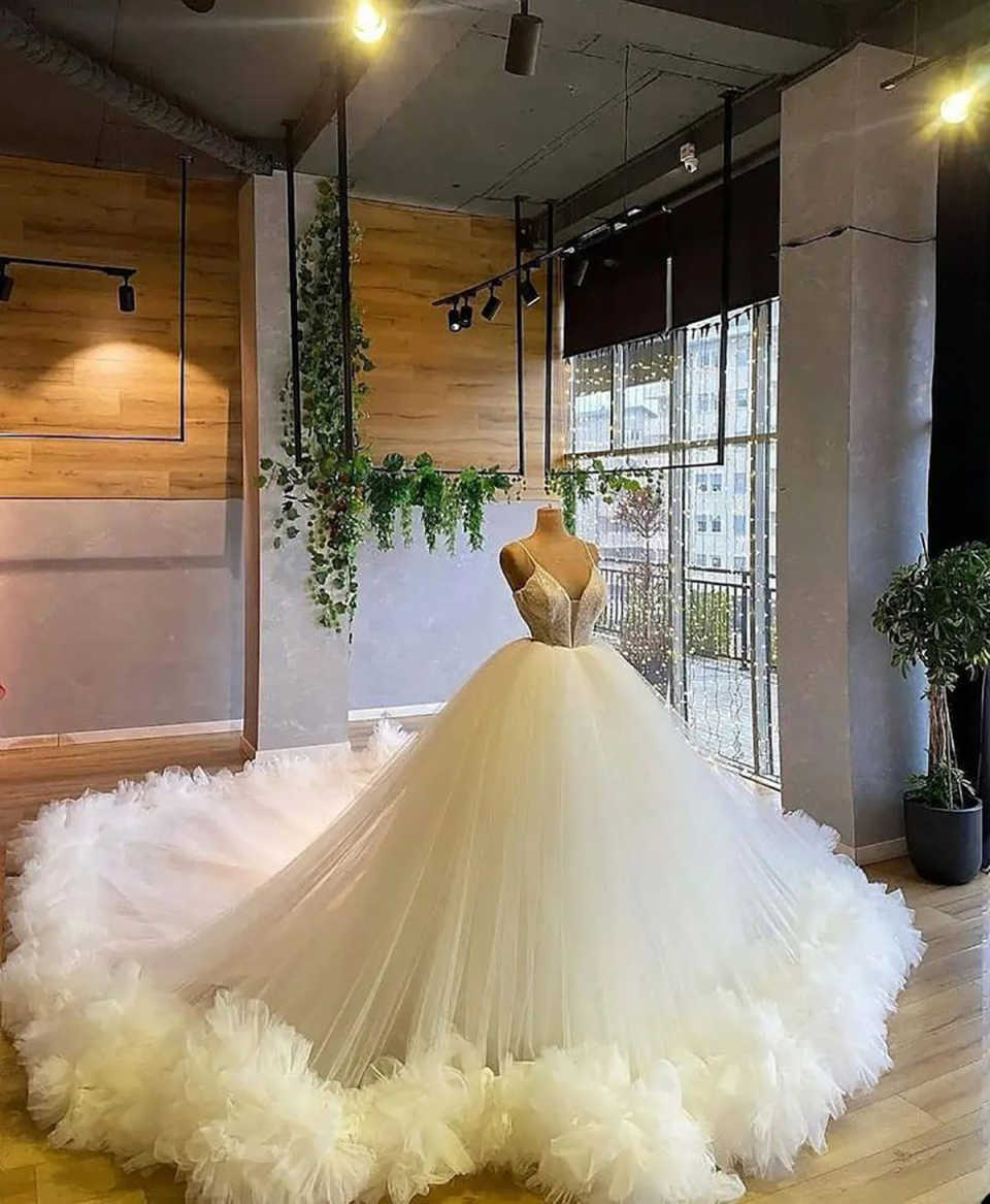 Arabic Formal Quinceanera Dress Ball Gown Red Carpet Party Ruffles Customized Prom Dress Robes Evening Pageant Gowns