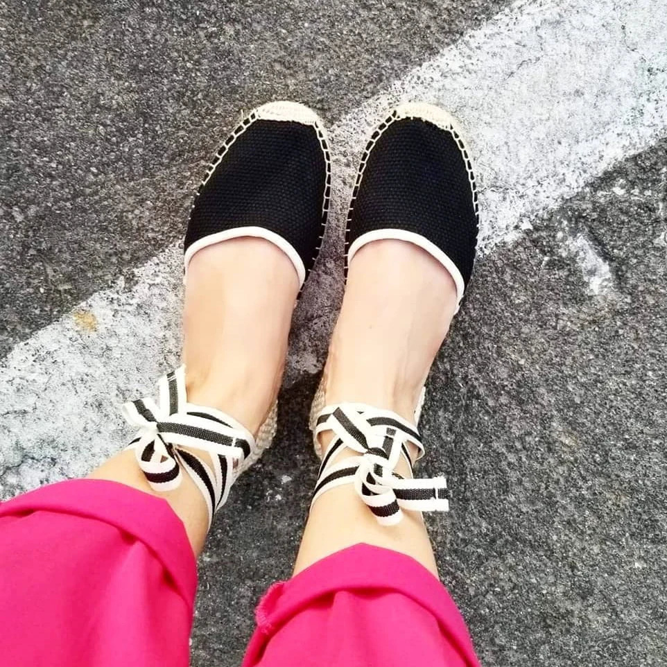 Summer Flat Sandals Women Lace up Stripe Black Flats Espadrilles Shoes for Woman INS Style Ankle Strap Girls Beach Sandals 250228