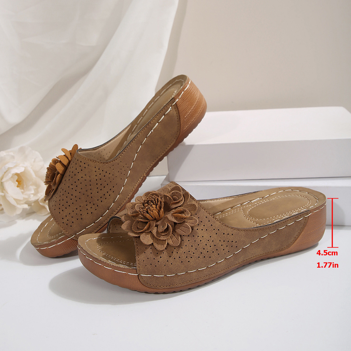 2025 Spring/Summer Large Shoes with Diagonal Heels and Open Toes New Style for Designer Women's Trendy Casual Sandals Wearing Slippers