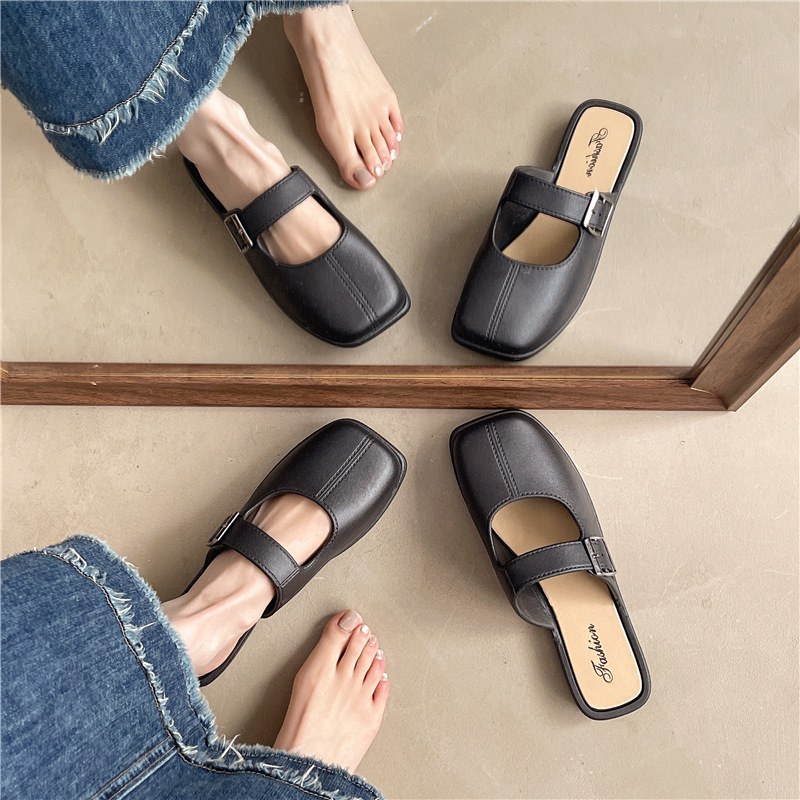 2025 New French Baotou Women's Flat Shoes Versatile Skirts Designer Trendy Sandals Fashion Casual Shoes