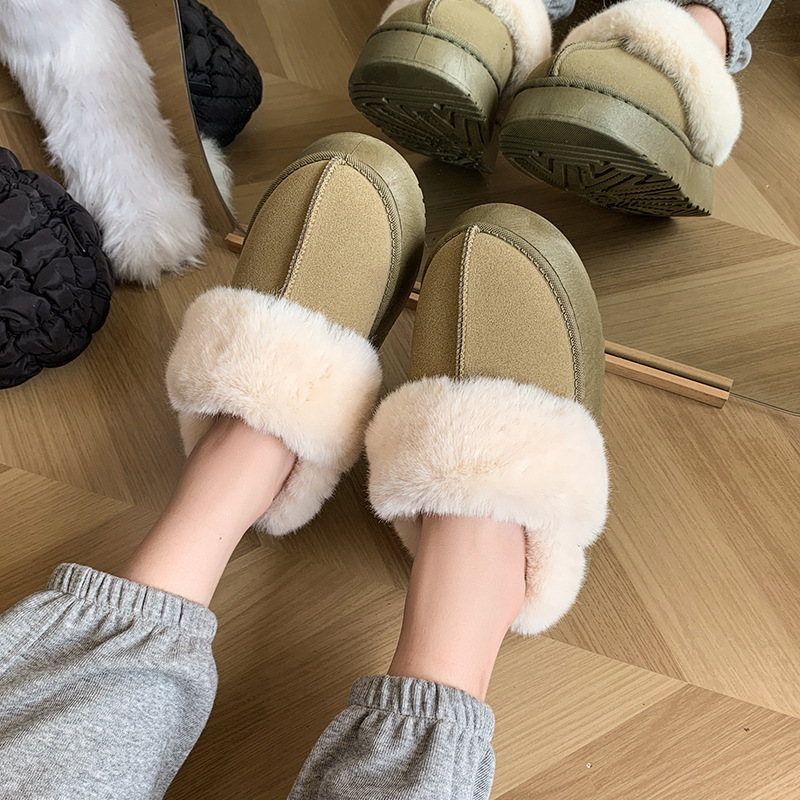 Warm and casual plus size plush cold resistant home new slippers 2025 for women wearing thick soles on the outside ddmykukumalu