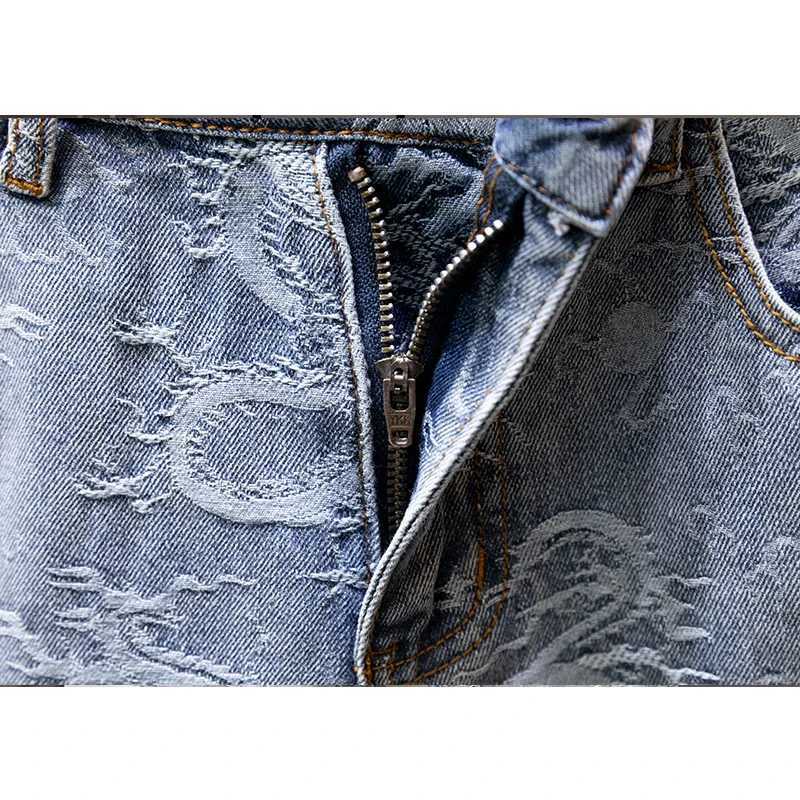 2024 Summer New Personality Dragon Print Stylish Straight Blue Denim Shorts Male Street Style Mens Straight Denim ShortsT250305