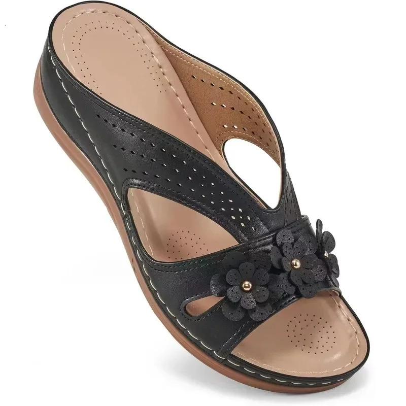 Woman Trend Womens Slippers Casual Flower Hollow Wedge Beach Shoes Outdoor Fashion Platform Comfortable Non-slip Sandals 250228