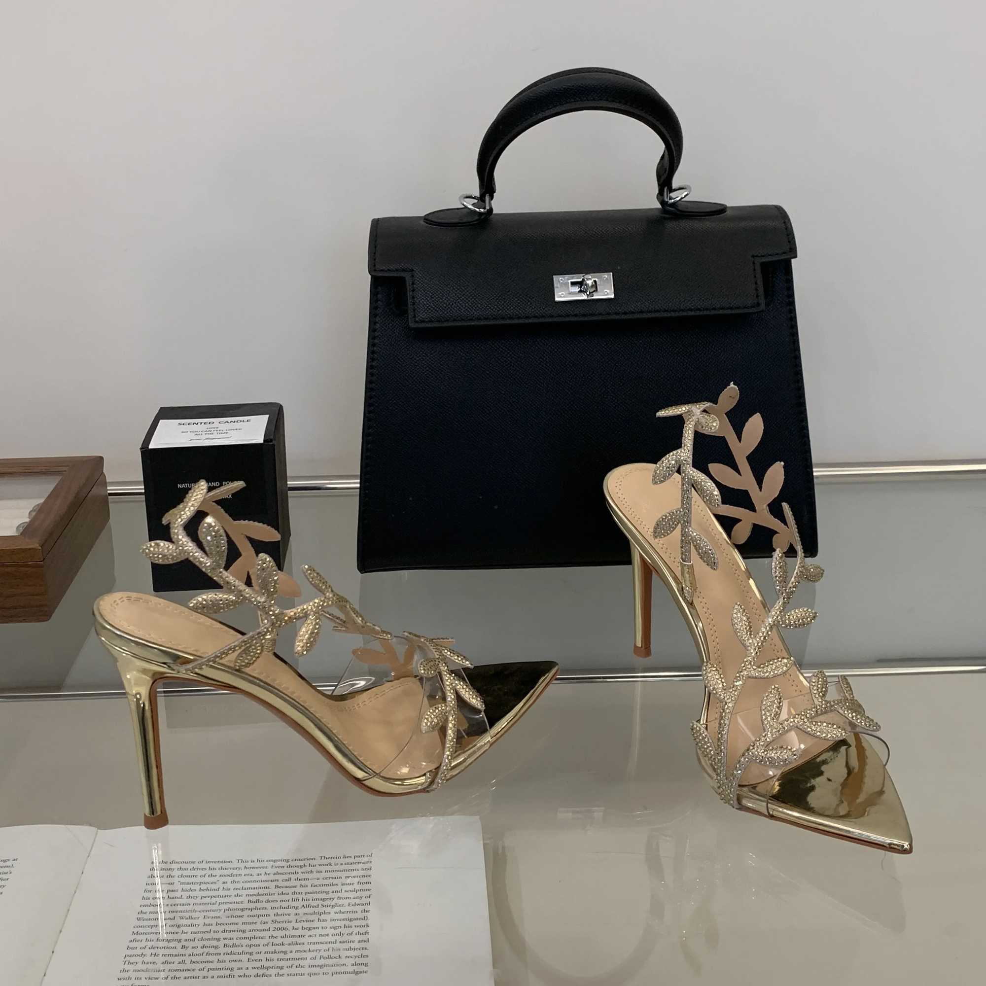 2025 Summer Womens Pumps Sexy Pointed Toe Rhine Leaves PVC Ankle Strap High Heel Sandals Party Dress Wedding ShoesXJ2500305