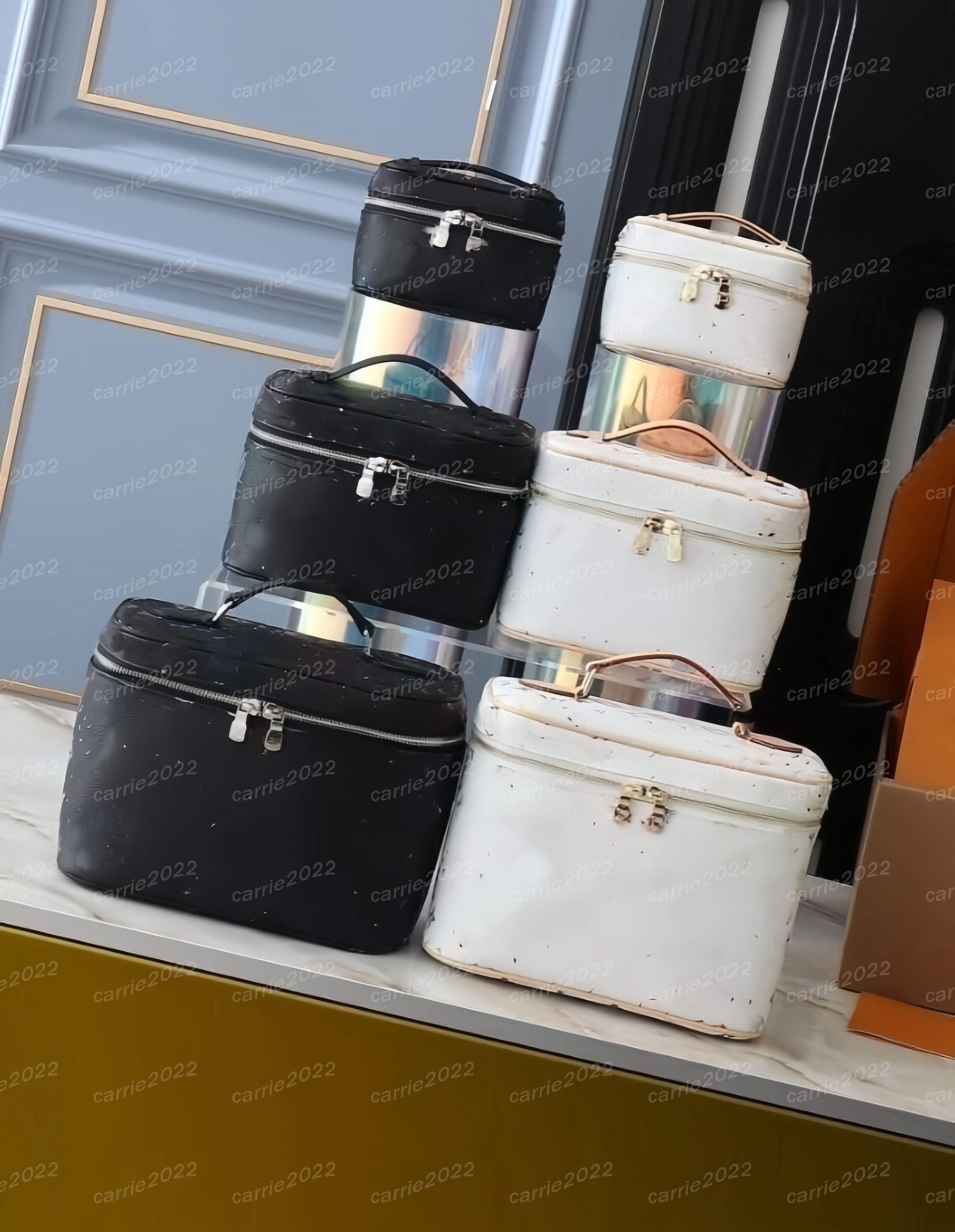 designer colorful cosmetic bag toiletry pouch makeup bag cases takashi murakami women purse vanity travel bag clutch handbags purses wallets M13747 M44495 M42265