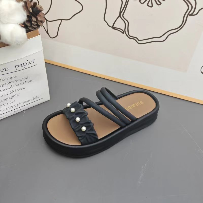 2025 New Slippers Designer Women's Summer Jacket New Fashionable Thick Style Cool Floor Dragging Casual Double Wear Beach Women's Sandals