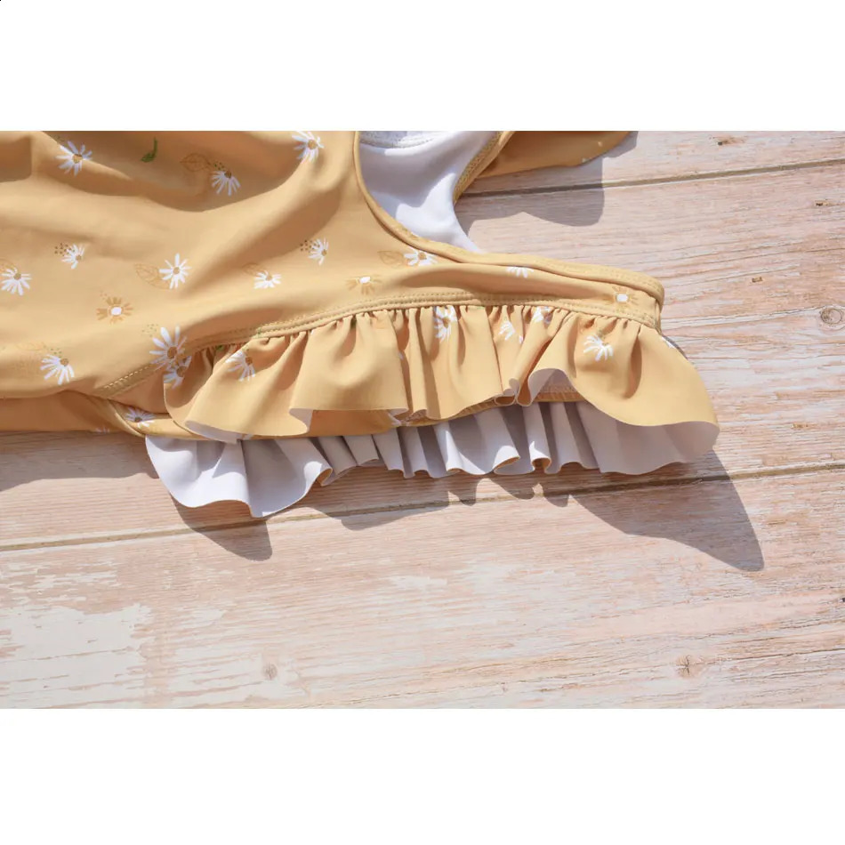 EezKoala Childrens One Piece Swimsuit Sunscreen Quick-Dry Baby Surfing Suit for Girls Swimwear Toddler Bathing Swim Cloth 250304