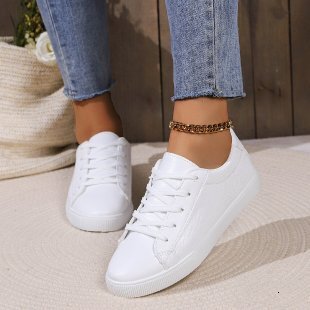 2025 Spring New Single Korean Fashion Round Head with Flat Bottom Multi functional Casual Shoes Designer Large White Shoes Trendy Casual Sports Shoes