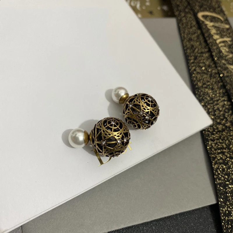 European and American High-end Light Double-sided Hollow Ball Stud Earrings Women Retro Fashion Ear Jewelry 250305