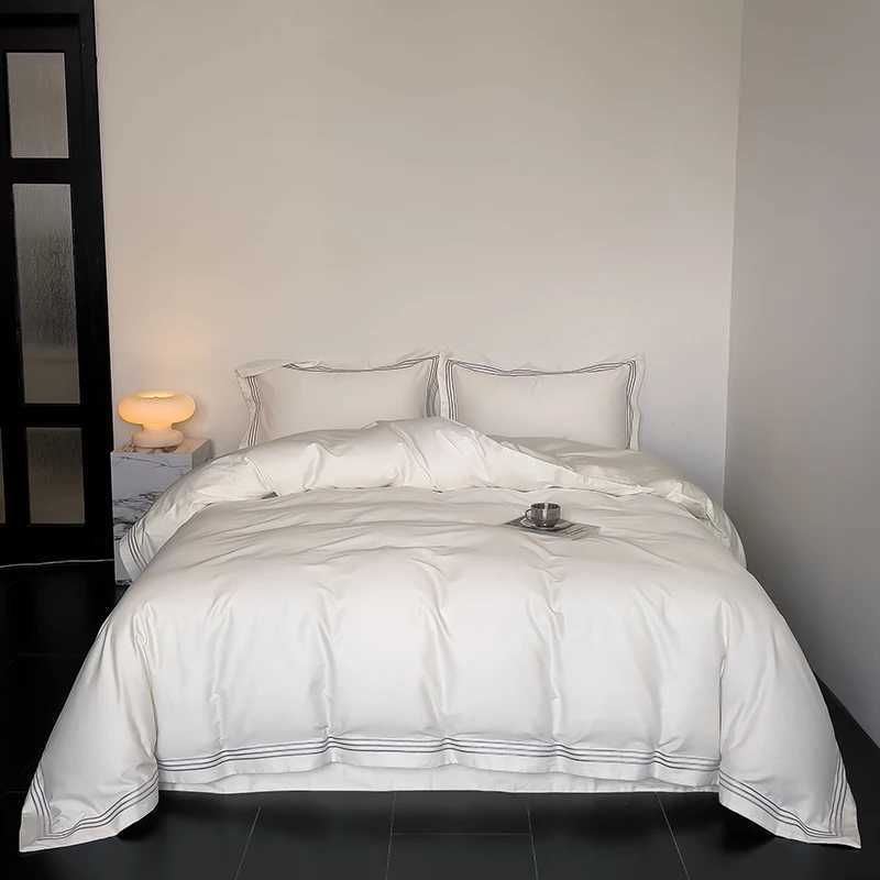 Luxury 1000TC Egyptian Cotton Solid Color Hotel Style Embroidery Bedding Set Duvet cover Set Flat/Fitted Bed Sheet PillowcasesT250304