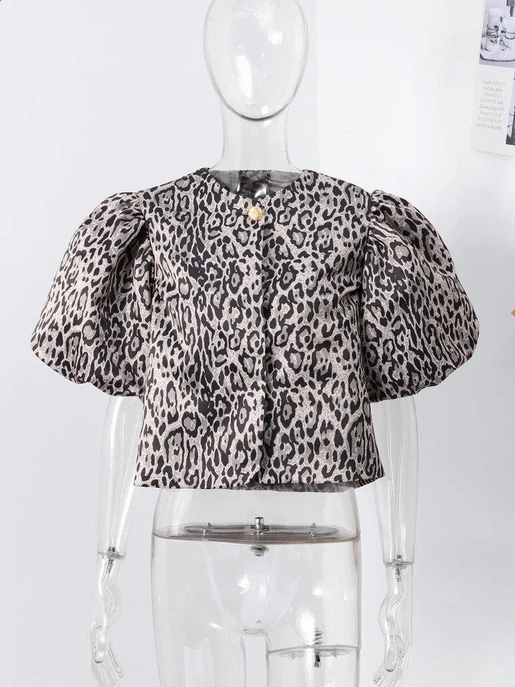 Fashion Leopard Short sleeved Puff Womens Shirt Spring Casual Round Neck Womens Elegant and Unique Womens Tailored Top 250227