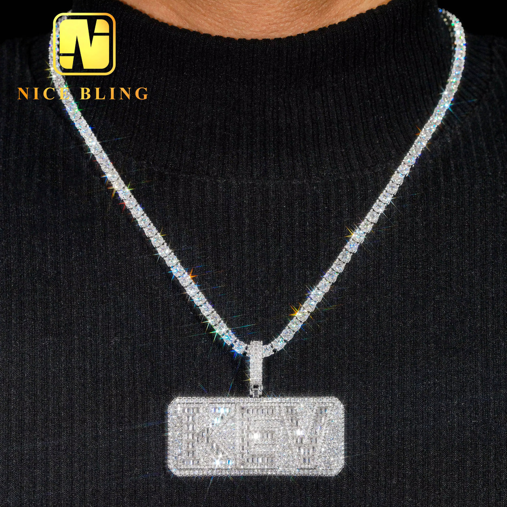Custom Made Pendants Iced Out Letter Baguette Dia Hip Hop Men Sterg Sier Moissanite Pendant